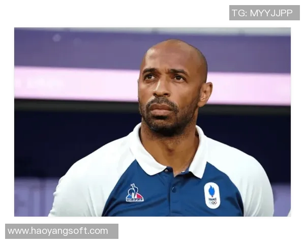 足球传奇亨利的全名及其辉煌职业生涯回顾